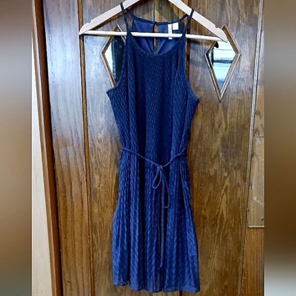 ELLE Navy Crinkle Tie Waist Mini Dress Halter XSMALL - Picture 1 of 13